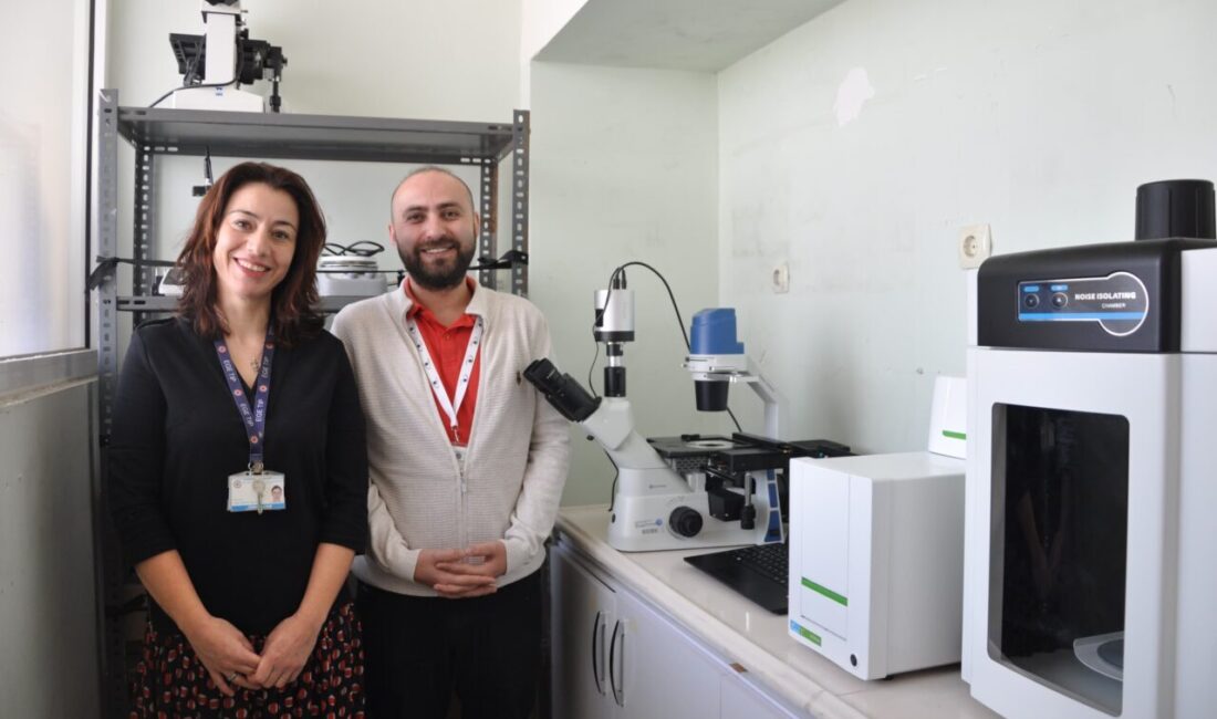 İZMİR (AA) – Ege Üniversitesi Tıp Fakültesi Göz Hastalıkları Anabilim