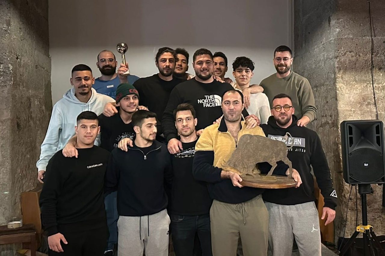 İZMİR (AA) – Ege Üniversitesi (EÜ) Sualtı Ragbisi Takımı, 42.