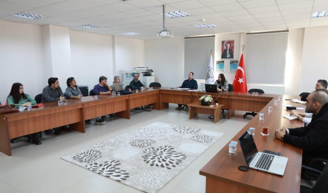İZMİR (AA) – Dokuz Eylül Üniversitesi (DEÜ) tarafından Türkiye'nin kültürel