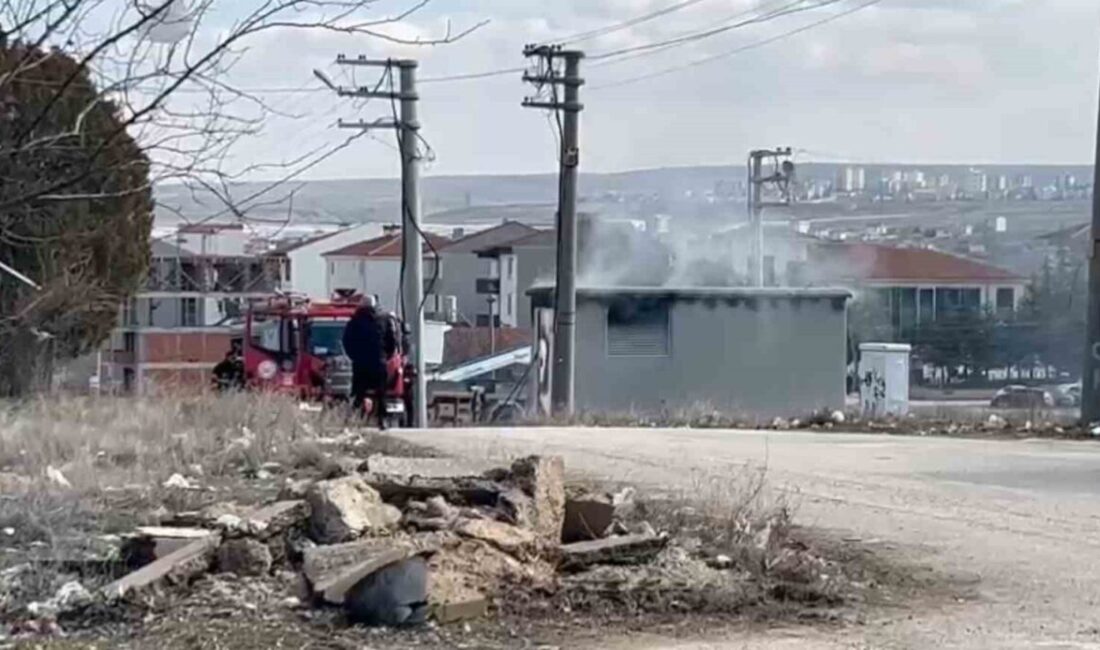 Eskişehir’de bir trafoda çıkan yangın itfaiye ekiplerinin hızlı müdahalesiyle söndürülürken,