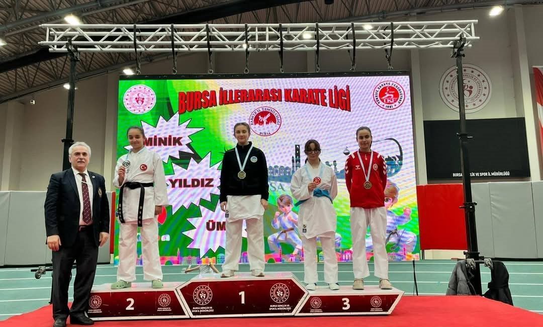 Eskişehirli sporcuların da aralarında olduğu Bursa Karate Ligi’nin 1. etabında