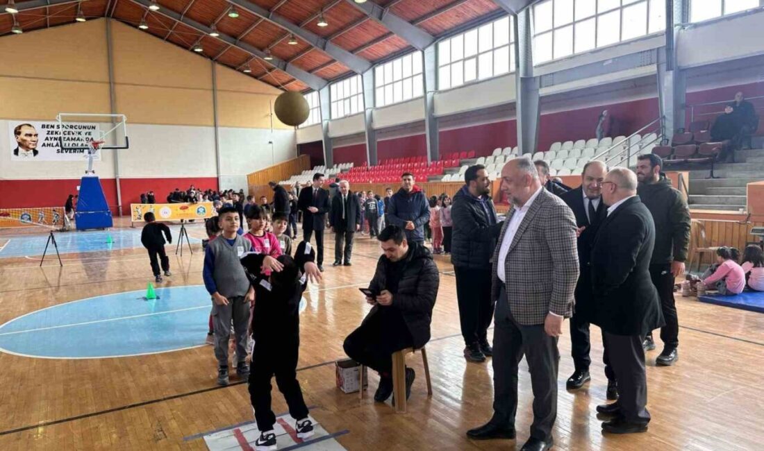 Afyonkarahisar’ın Sandıklı ilçesinde, geleceğin sporcularını keşfetmek amacıyla düzenlenen yetenek taraması