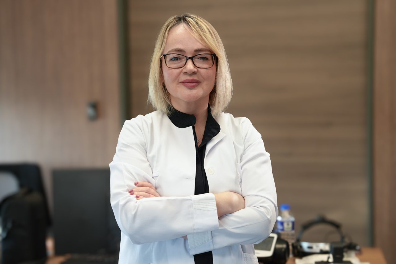 - Medipol Sağlık Grubu Göz Hastalıkları Uzmanı Prof. Dr. Sevil