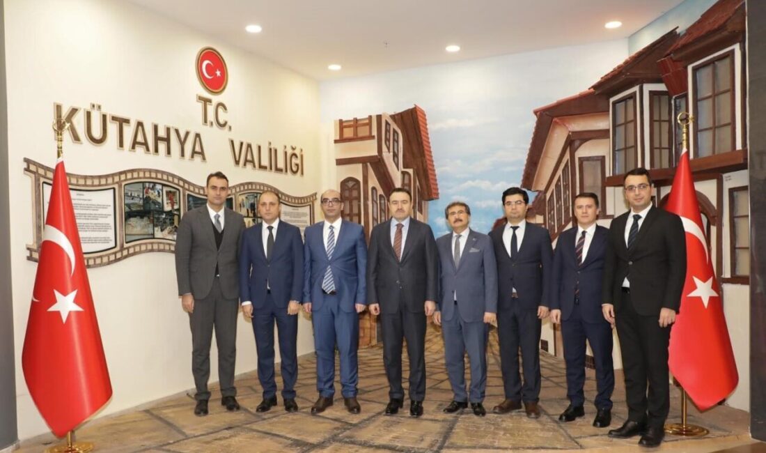 Hakimler ve Savcılar Kurulu (HSK) Başmüfettişi Mustafa Güntin ve beraberindeki