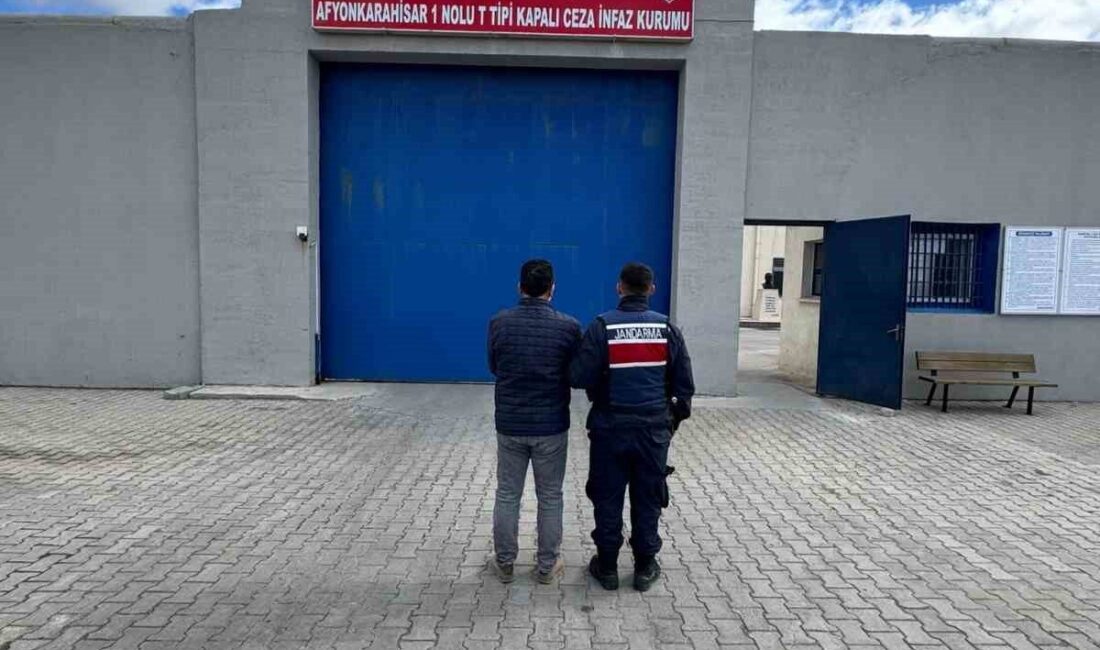 Afyonkarahisar’da ihaleye fesat karıştırmak suçundan 6 yıl hapis cezasıyla aranan