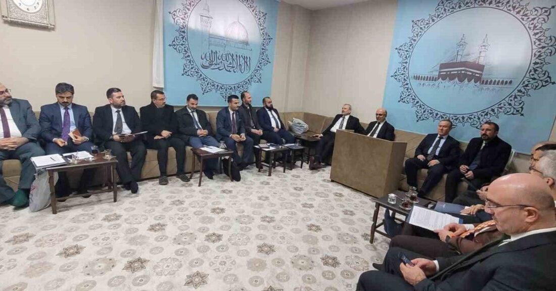 Afyonkarahisar İl Müftüsü Lütfü İmamoğlu idaresinde 17 ilçenin de müftülerinin
