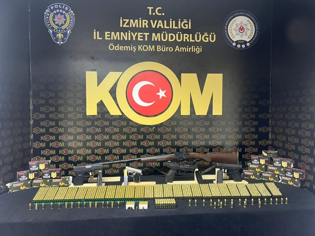 İZMİR (AA) – İzmir'in Ödemiş ilçesinde bireysel silahlanmanın önlenmesine yönelik