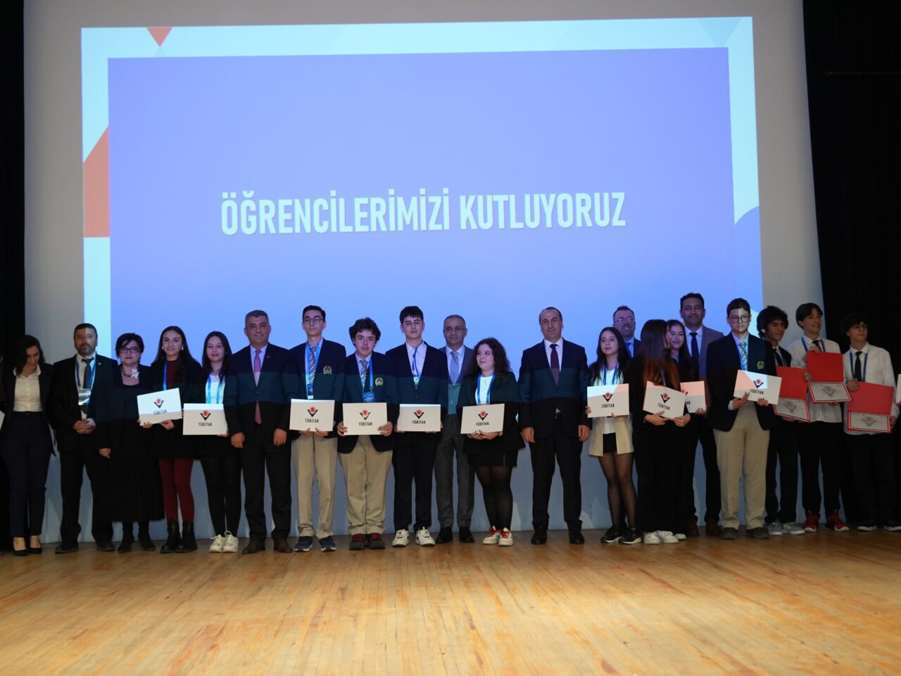 İZMİR (AA) – TÜBİTAK 2204-A Lise Öğrencileri Araştırma Projeleri Yarışması