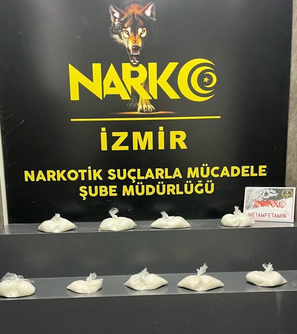 İZMİR (AA) – İzmir'in Karabağlar ilçesinde 4 kilo 92 gram