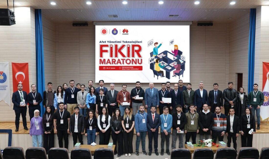 - Huawei Türkiye Kamu ve Kurumsal İlişkiler Direktörü Ömer Faruk
