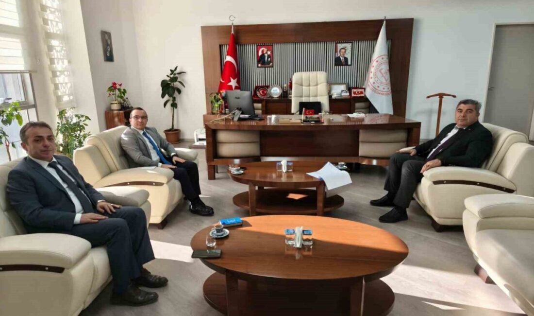 Afyonkarahisar Çobanlar Kaymakamı Nazmi Yücel, Afyonkarahisar İl Milli Eğitim Müdürü