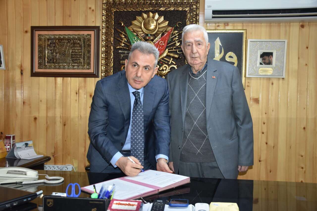 İZMİR (AA) – İzmir'in Kemalpaşa ilçesinde hayırsever iş insanı İbrahim