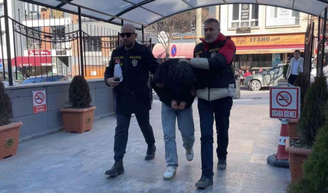 Eskişehir’de kendini polis olarak tanıtan ve mağdurların adının FETÖ olaylarına
