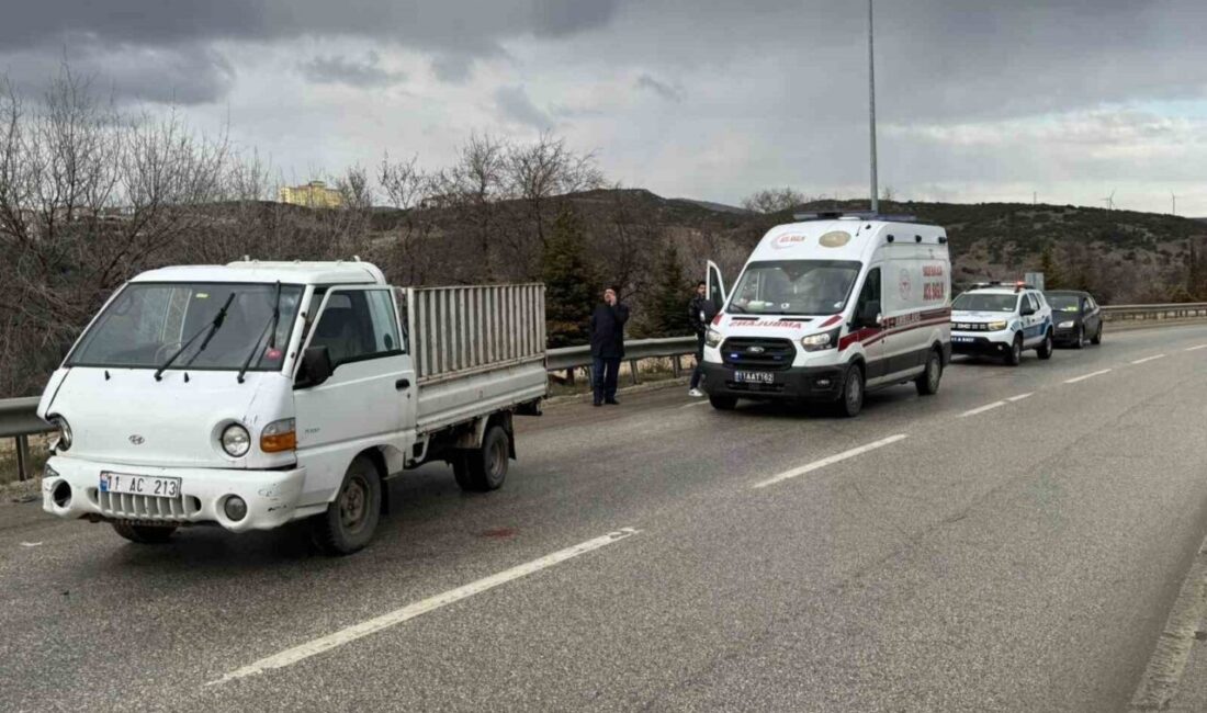 Bilecik’te seyir halinde kontrolden çıkan kamyonetin bariyerlere çarpması sonucu meydana