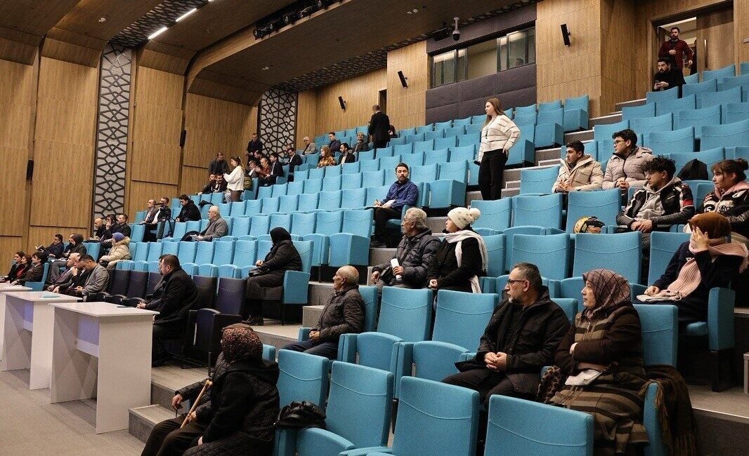 Kütahya Belediyesi, vatandaşların talep ve önerilerini dinlemek amacıyla her hafta