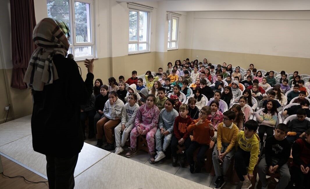 Kütahya Belediyesi, çevre bilincini artırmak ve sıfır atık anlayışını topluma