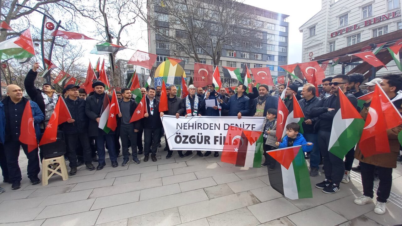 KÜTAHYA (AA) – Kütahya'da ABD Başkanı Donald Trump'ın Gazze'ye yönelik