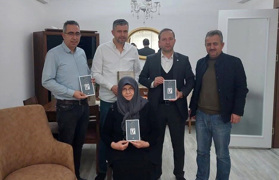 Eğitim-Bir-Sen Kütahya Şubesi, sendikanın kurucu başkanı merhum Sadık Ceylan’ın ailesini