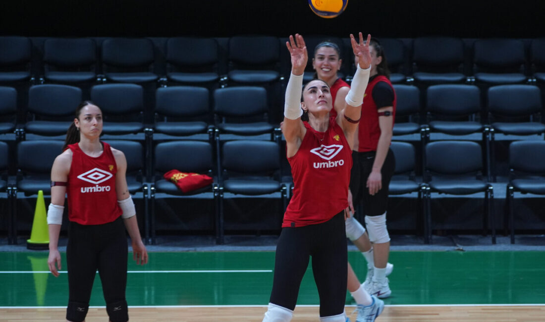 - Papara Göztepe Kadın Voleybol Takımı Başantrenörü Ataman Güneyligil:
- "İlk