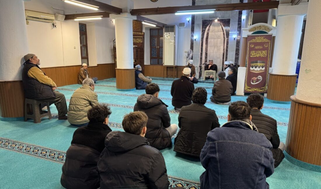 MUĞLA (AA) – Muğla'nın Marmaris ilçesinde, sanatçı Ferdi Tayfur'un vefatının