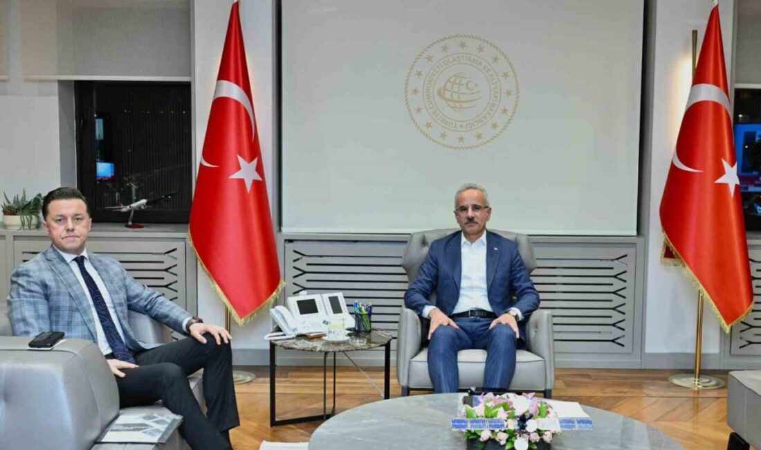 AK Parti Eskişehir Milletvekili Hatipoğlu, Ulaştırma ve Altyapı Bakanı Abdulkadir