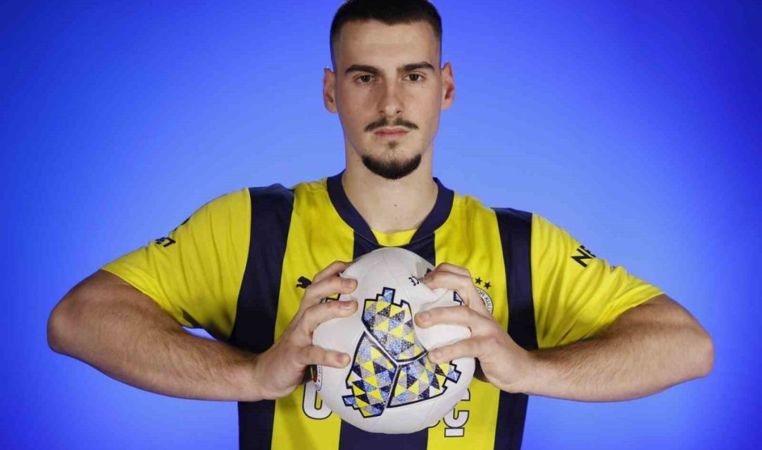 Fenerbahçe’nin yeni transferi Ognjen Mimovic, sarı-lacivertlilerin tarihindeki 6. Sırp futbolcu