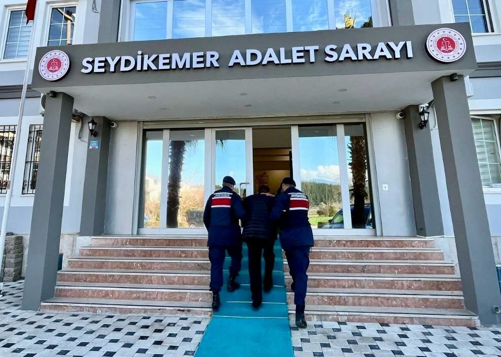MUĞLA (AA) – Muğla'nın Seydikemer ilçesinde hakkında 14 yıl kesinleşmiş