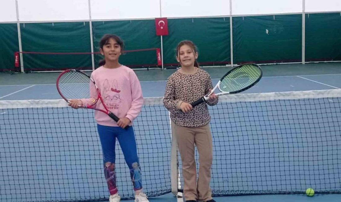 Muğla’da düzenlenen GSB Spor Okulları 10-12 Yaş Ara Tatil Tenis