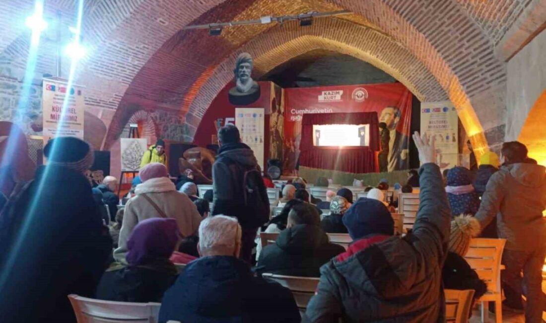 Odunpazarı Belediyesi’nin ev sahipliğinde gerçekleşen ’Işkırlak Karagöz Gösterisi’, geleneksel Türk