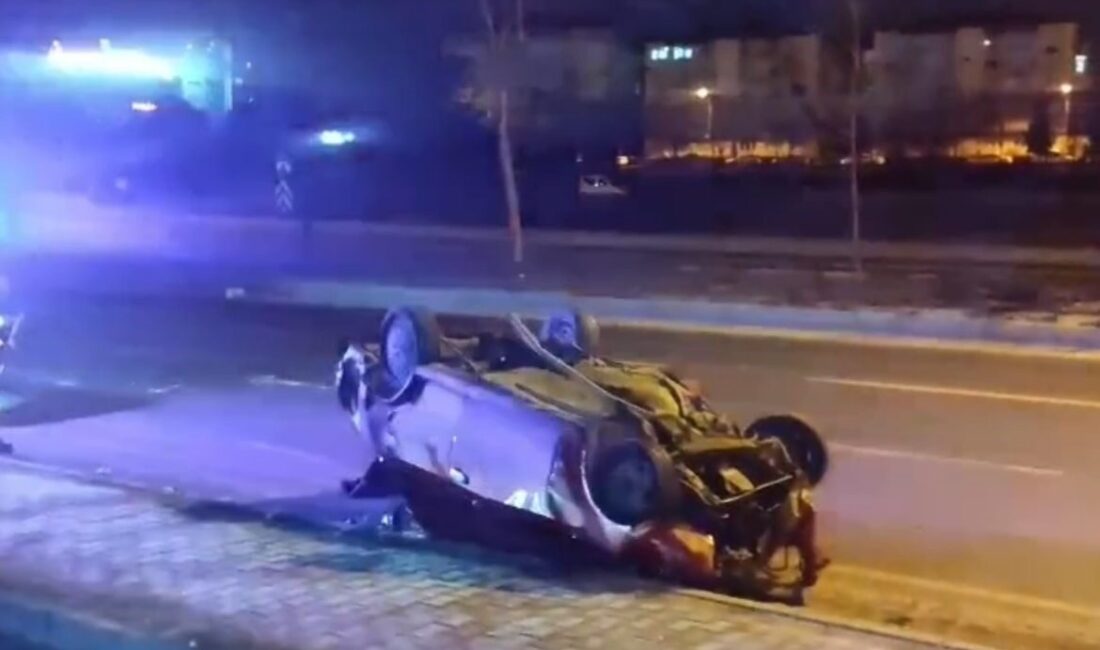 Eskişehir çevreyolunda alkollü sürücülerin kullandığı araçların çarpışması ile otomobillerden birinin