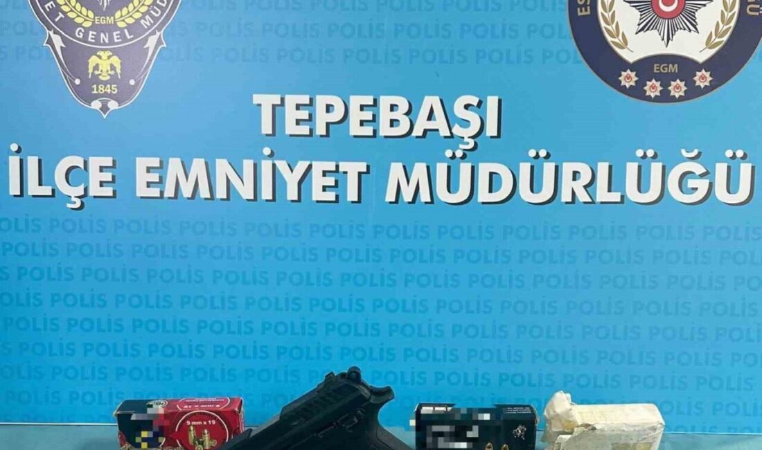 Eskişehir’de polis ekiplerinin çalışmaları sonucunda 2 tabanca ve 158 fişek