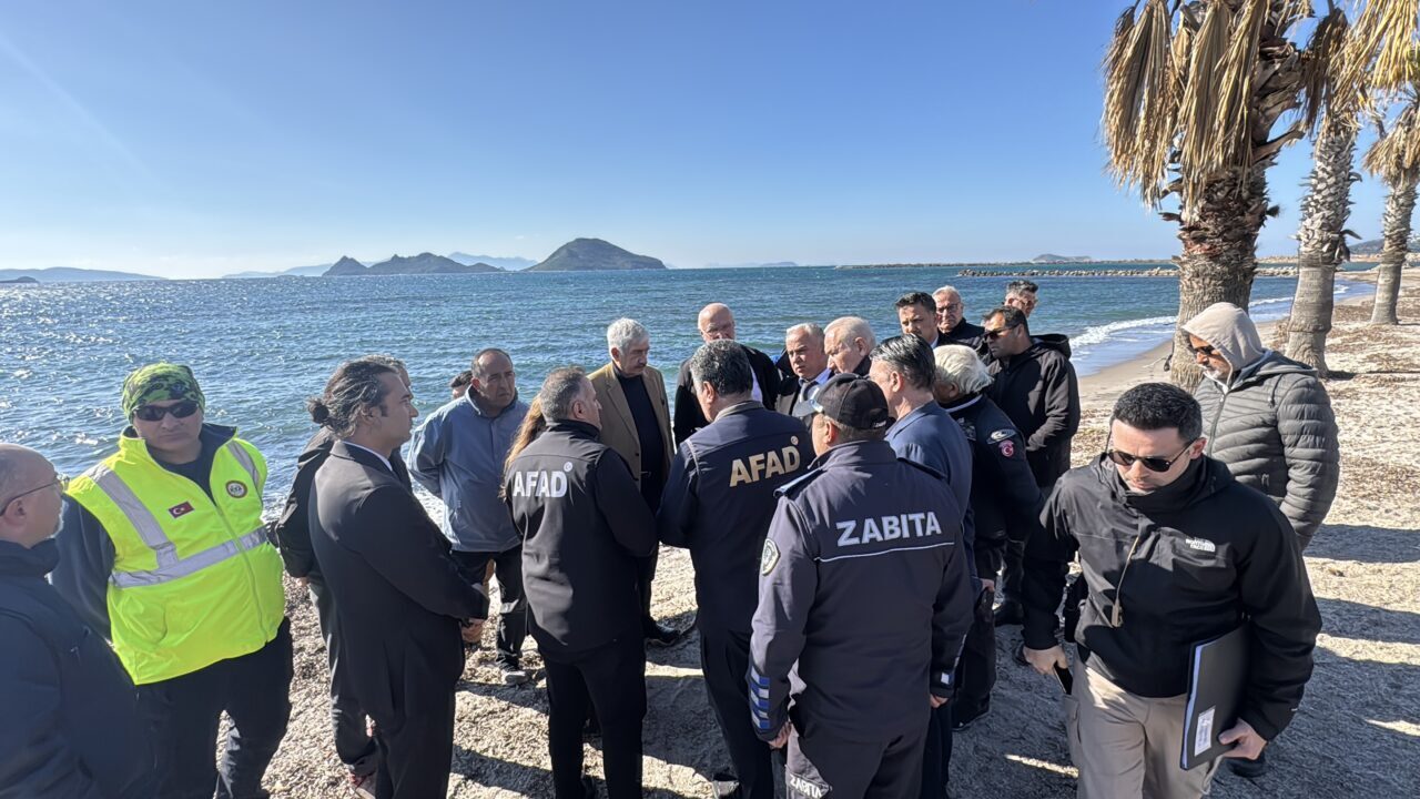 - "Olası bir tsunami durumunda en erken kıyılarımıza ulaşacağı süre