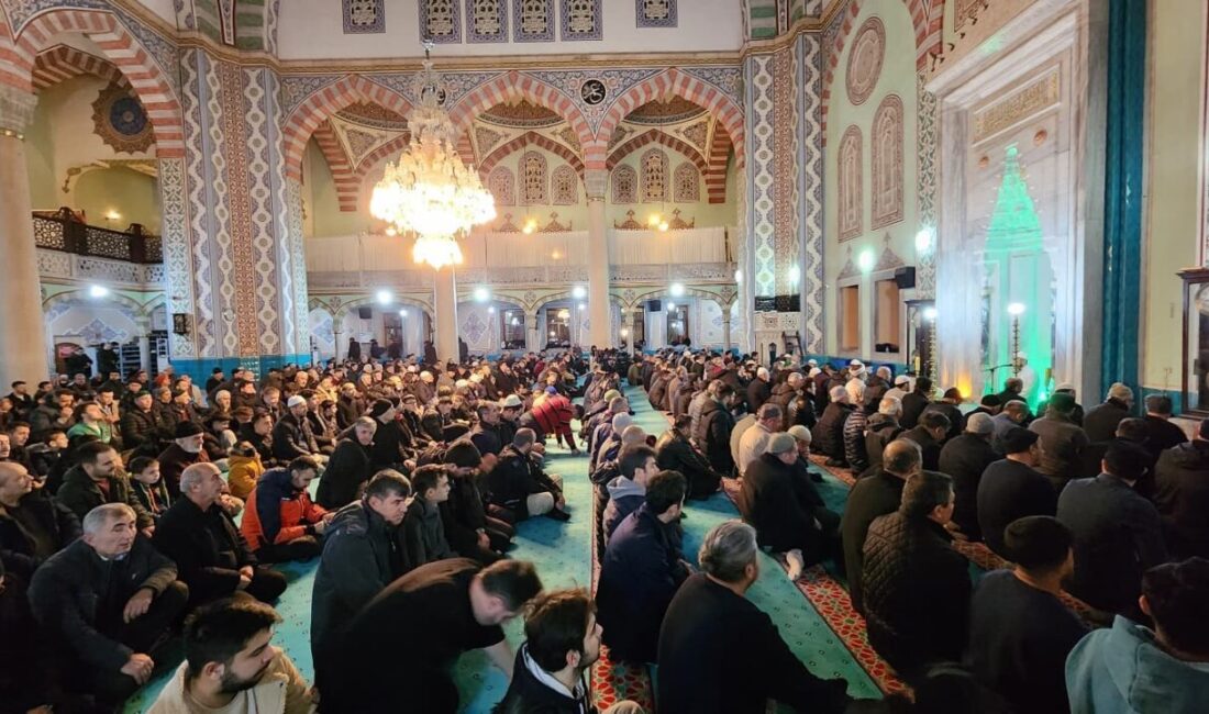 Eskişehir İl Müftülüğü ve Odunpazarı İlçe Müftülüğü tarafından düzenlenen Berat
