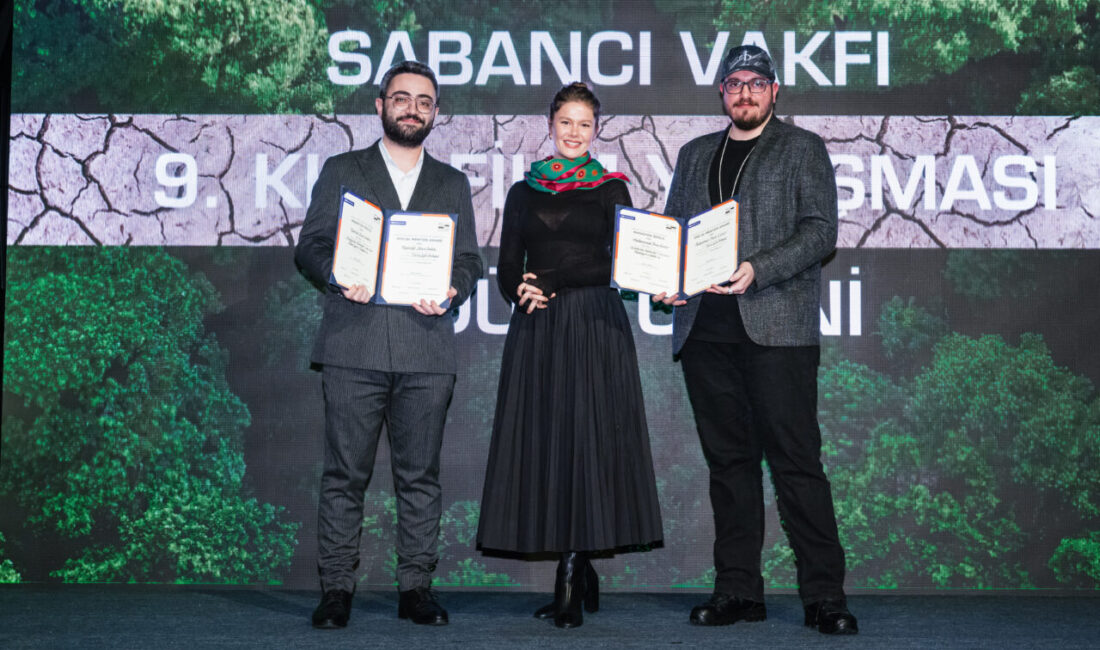 - Sabancı Vakfı Mütevelli Heyeti Başkanı Güler Sabancı:
- "Yarışmamızla dünya