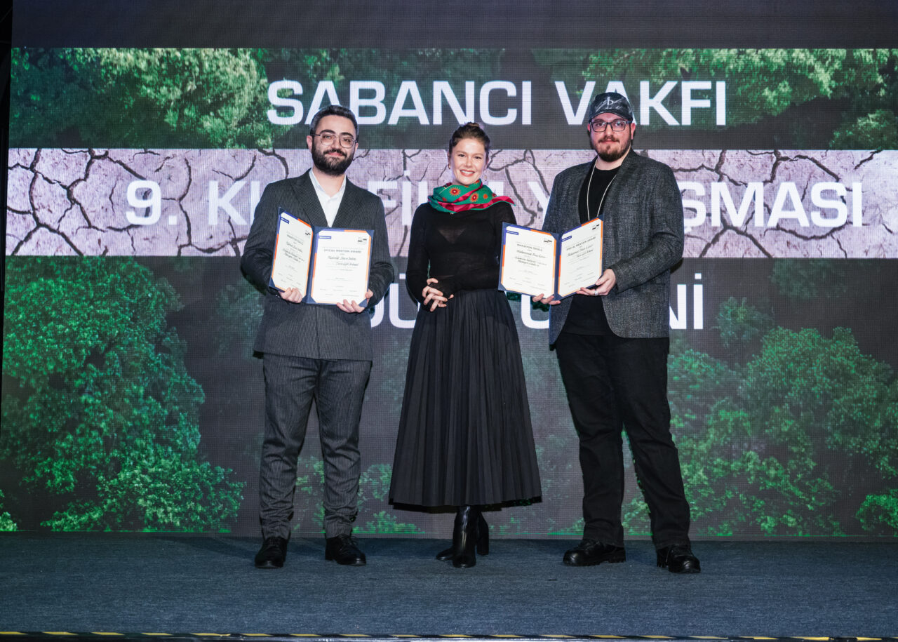 - Sabancı Vakfı Mütevelli Heyeti Başkanı Güler Sabancı:
- "Yarışmamızla dünya