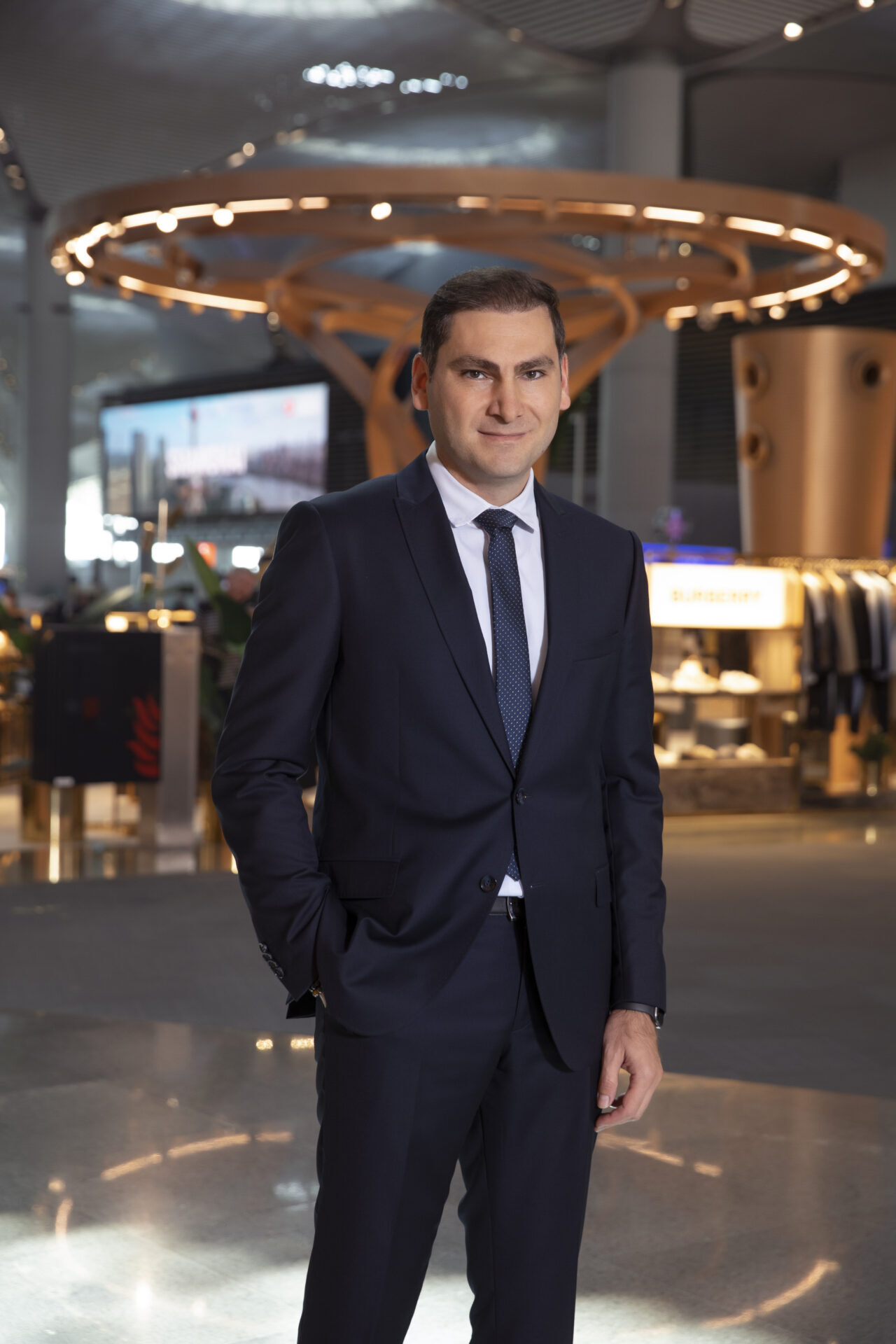 - İGA İstanbul Havalimanı CEO'su Selahattin Bilgen:
- "ACI World yönetim