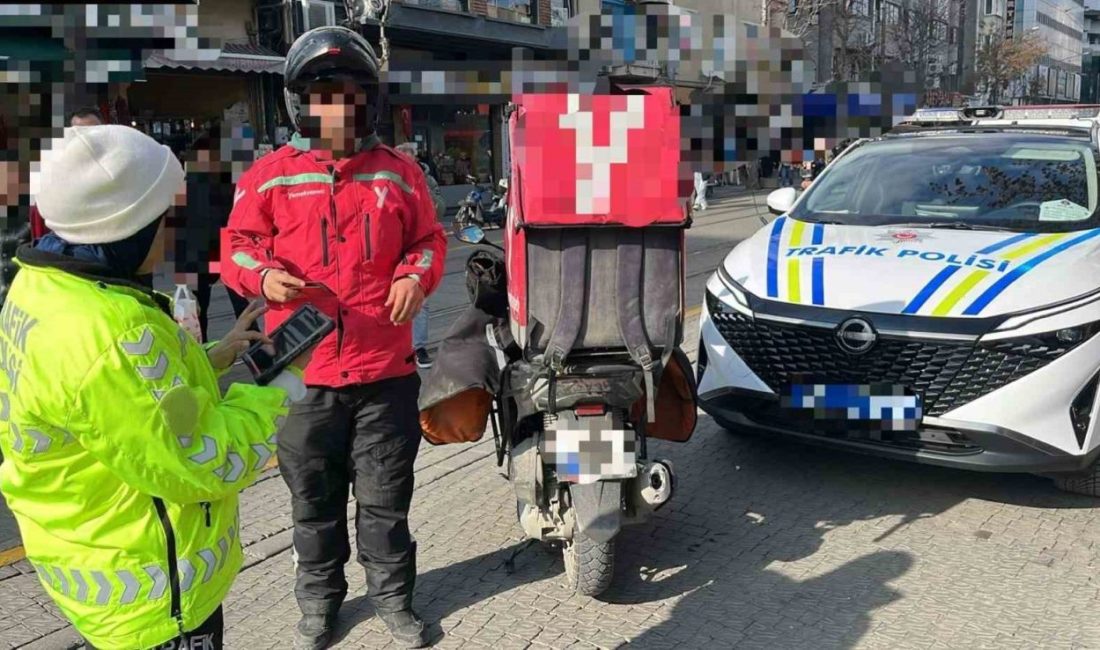 Eskişehir’de polis ekiplerince yapılan trafik denetimlerinde 394 motosiklet ve motorlu