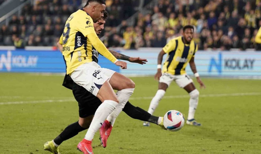 Trendyol Süper Lig’in 22. haftasında Fenerbahçe, sahasında Çaykur Rizespor ile