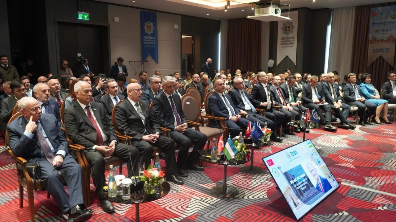 - Etkinlikte, küresel iklim değişikliği, kültürel miraslar, turizm ve şehircilik