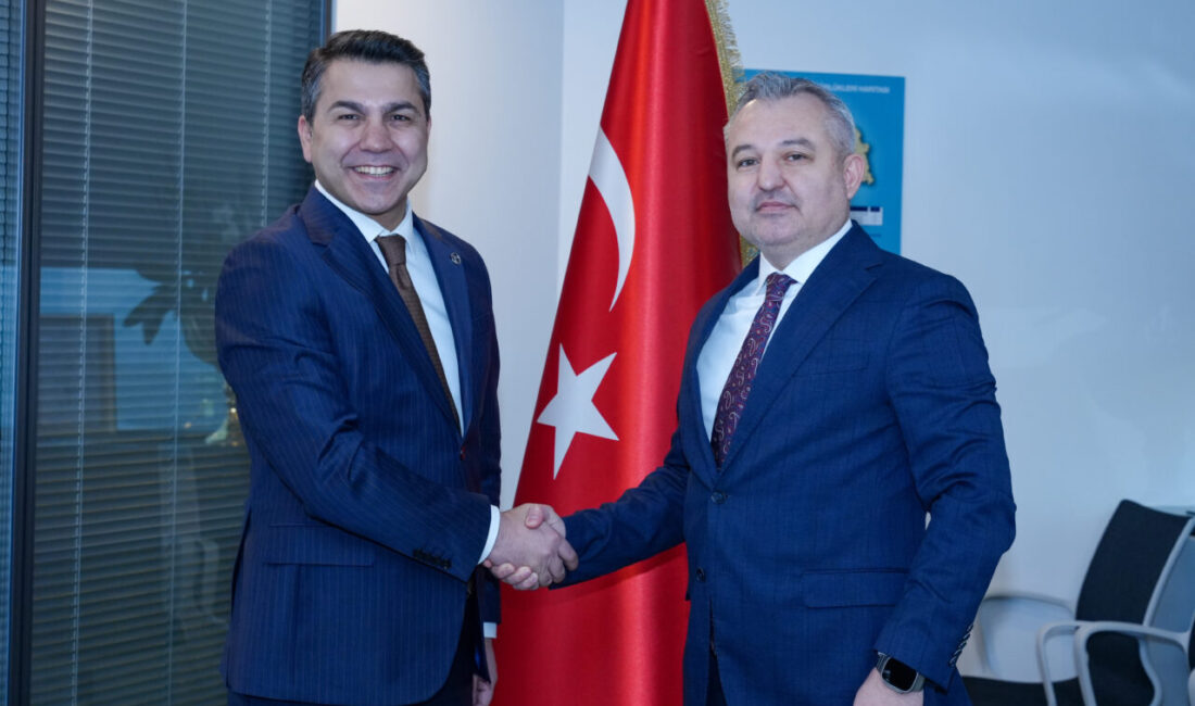 - Türkiye Sigorta Bankasürans Satış Genel Müdür Yardımcısı Eniz Ünal:
-
