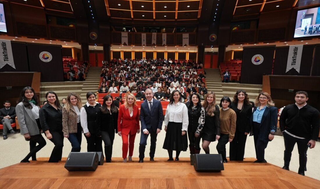- TürkTraktör Şirket Lideri Matthieu Sejourne:
- "Kadınların teknoloji ekosisteminde daha