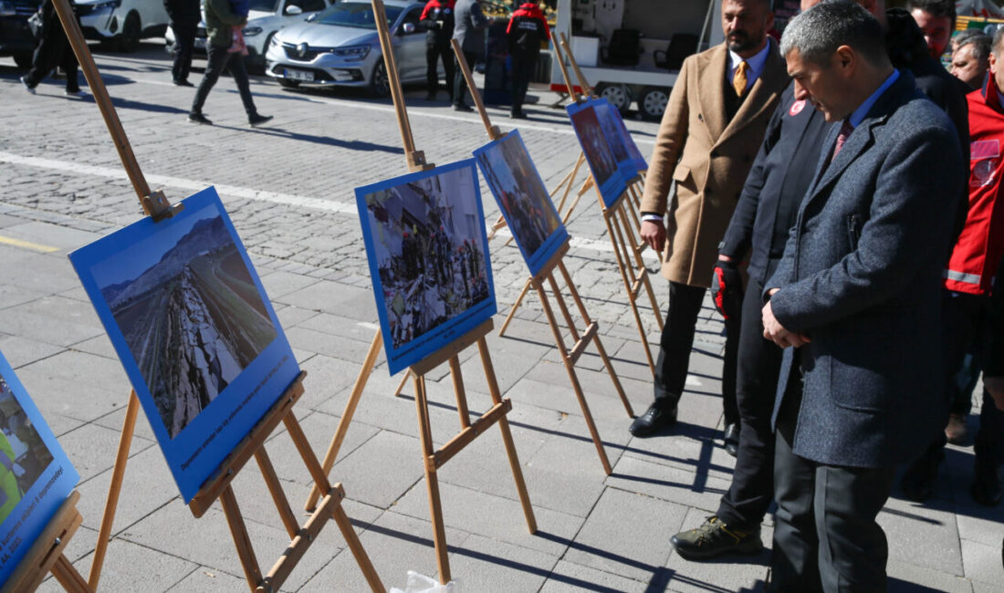 UŞAK (AA) – Uşak'ta, Kahramanmaraş merkezli depremlerin ikinci yılı dolayısıyla