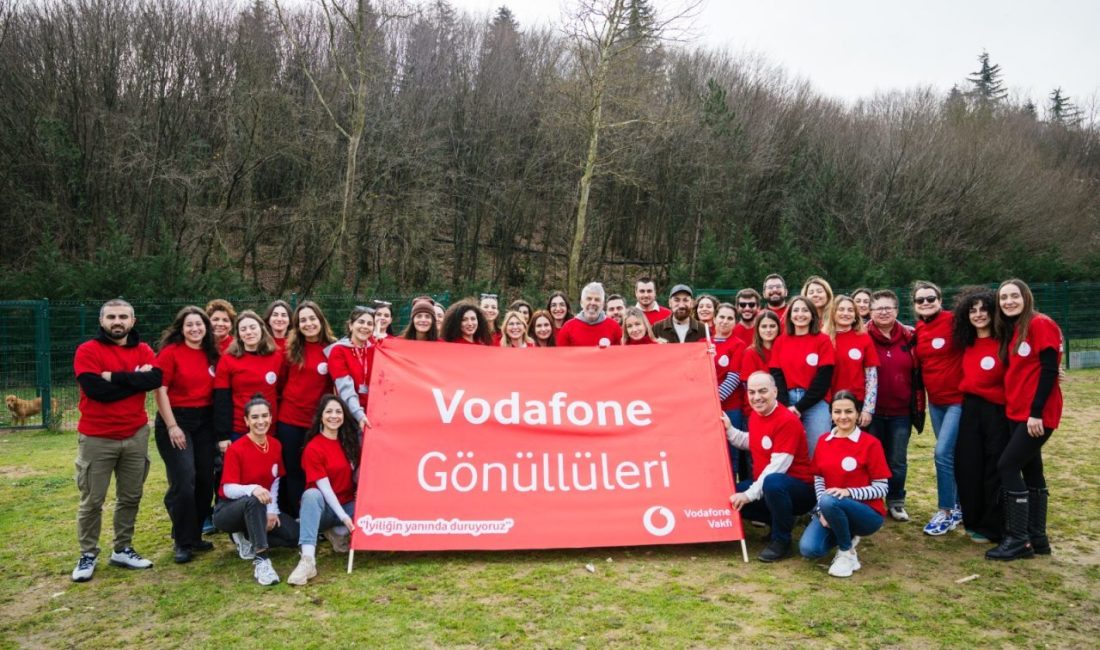 - Türkiye Vodafone Vakfı Başkanı Hasan Süel:
- "İleride de hayvanların