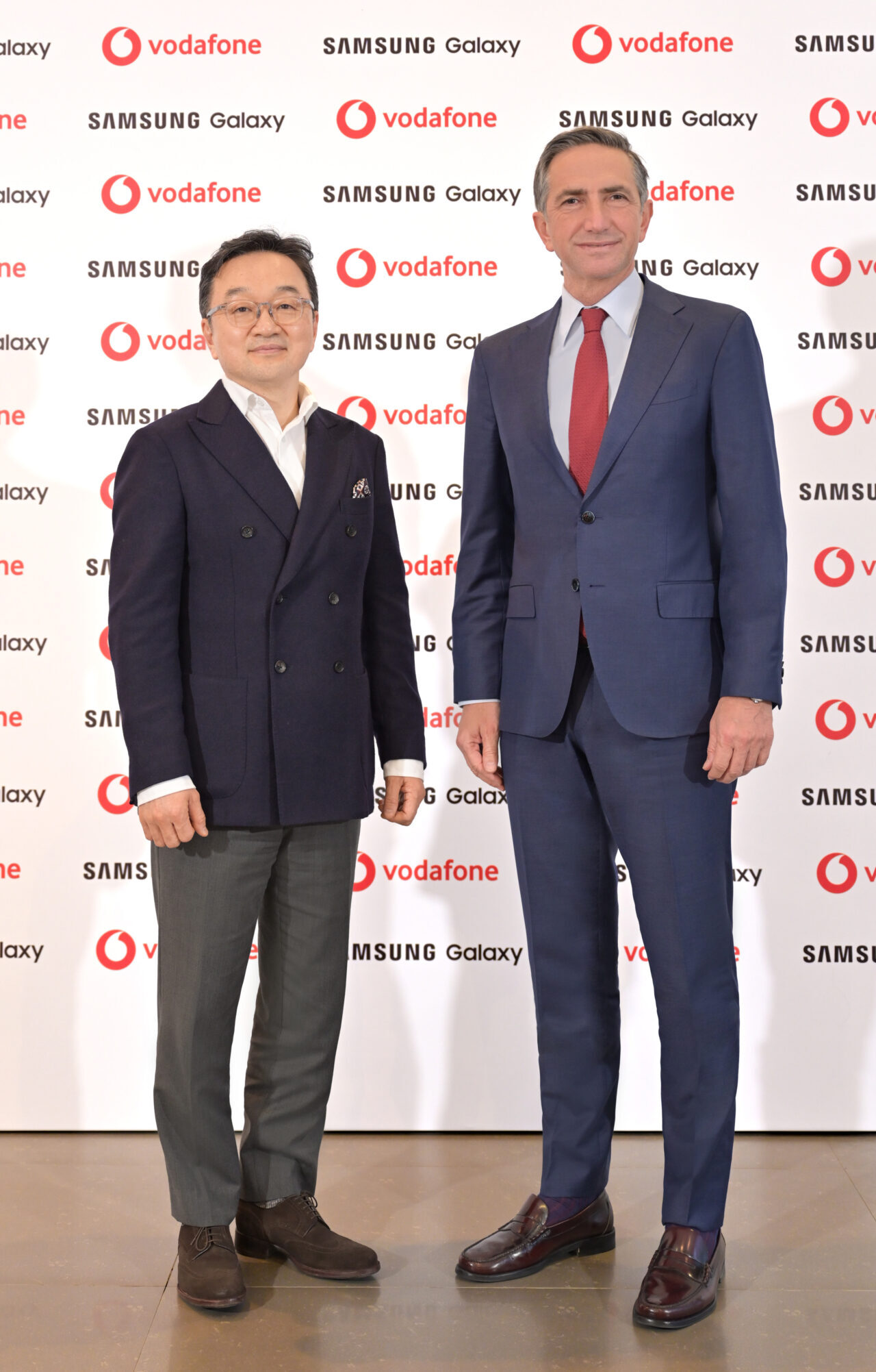- Vodafone Türkiye CEO'su Engin Aksoy:
- "Müşterilerimiz, 5.5G'nin daha yüksek