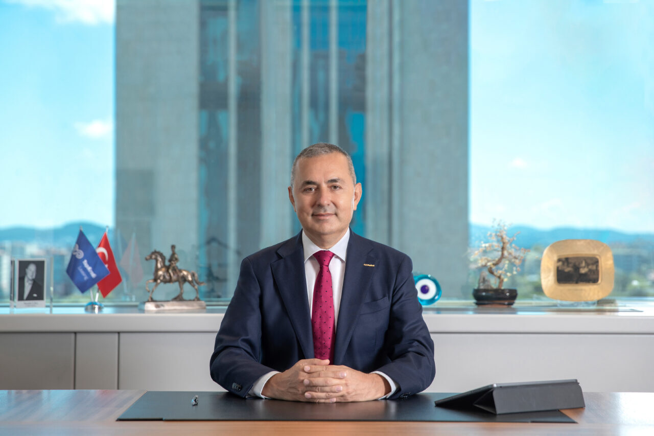 - Yapı Kredi Leasing Genel Müdürü Fatih Torun:
- "Sürdürülebilir bir