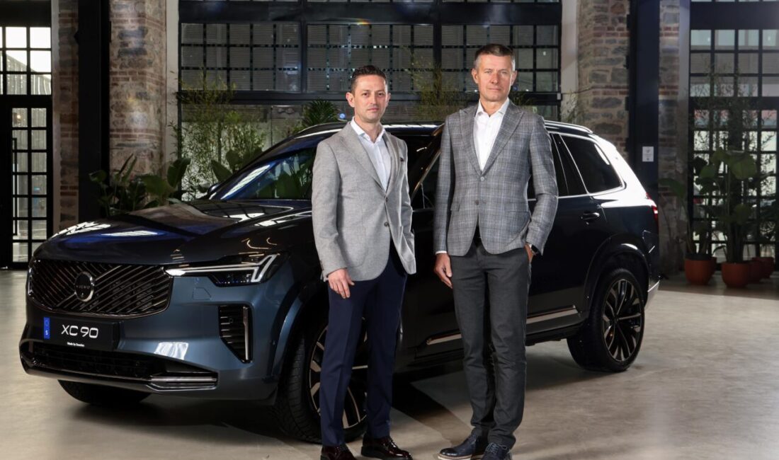 - Volvo Car Türkiye Genel Müdürü Alican Emiroğlu:
- "Amiral gemimiz