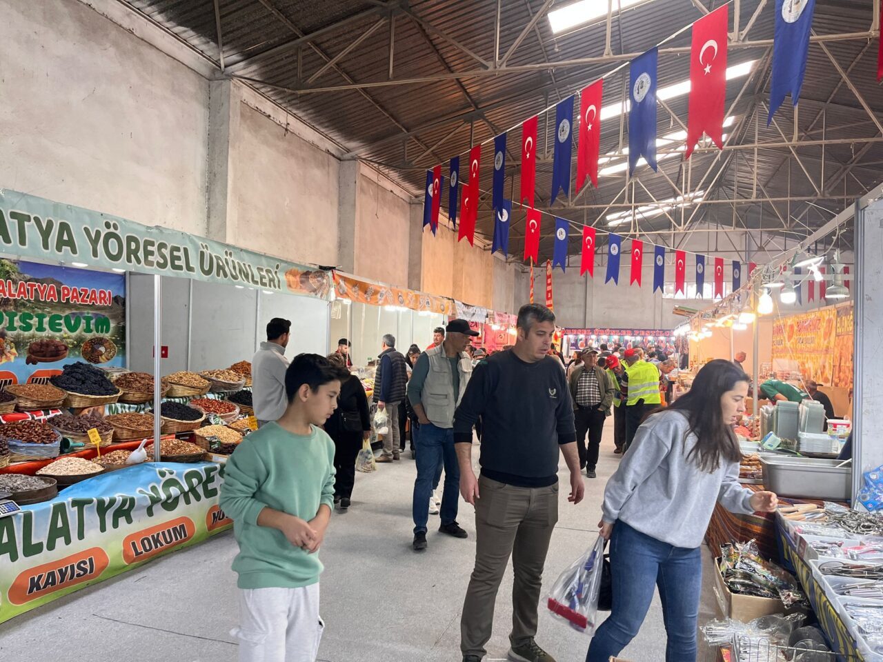 MUĞLA (AA) – Muğla'nın Milas ilçesinde 16'ncısı düzenlenen Güney Ege,