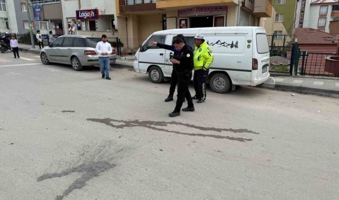 Bilecik’te otomobilin 9 yaşındaki öğrenciye çarpması sonrası meydana gelen trafik