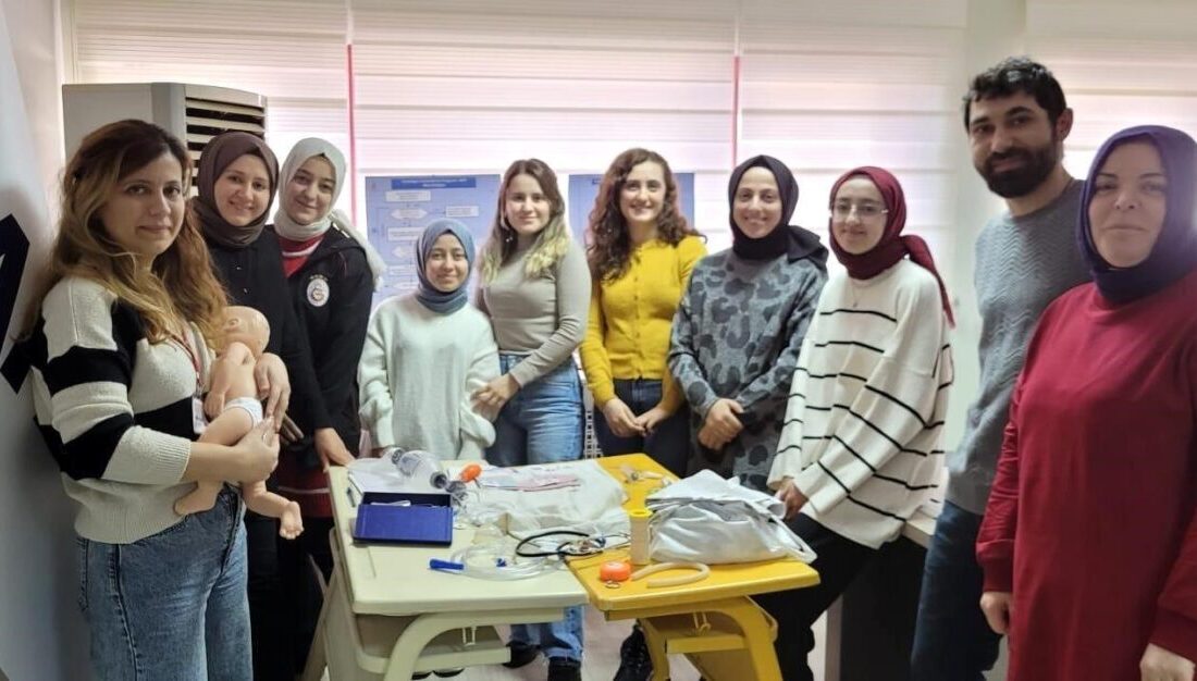 Afyonkarahisar İl Sağlık Müdürlüğü tarafından gerçekleştirilen Yenidoğan Canlandırma Programı (NRP)