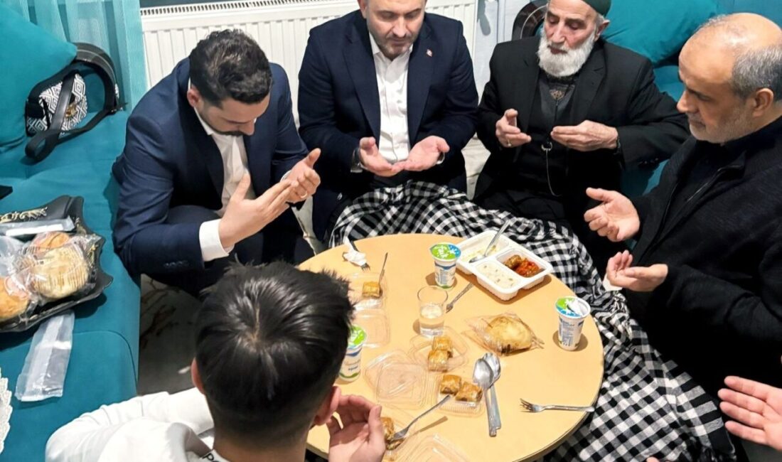 Eskişehir’de bir aile, AK Parti Eskişehir İl Başkanı Gürhan Albayrak’ı